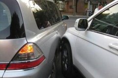 車(chē)經(jīng)常刮擦怎么辦(合租后還車(chē))
